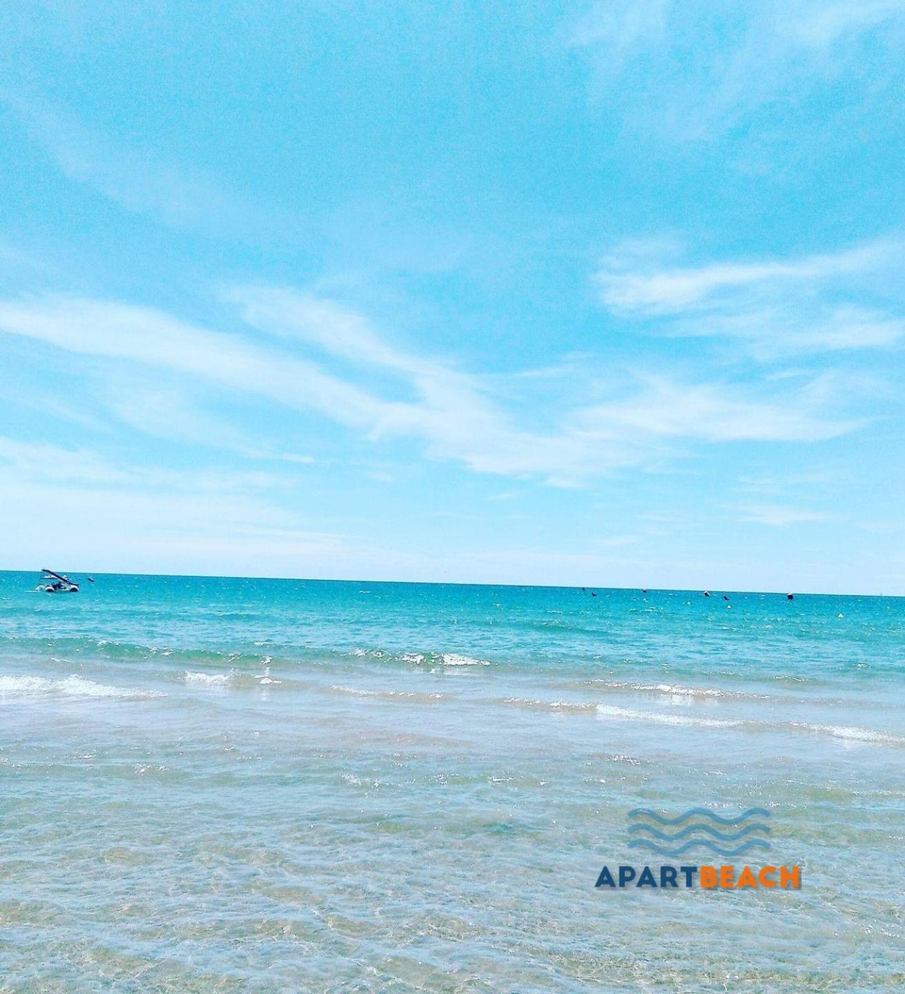 Apartbeach Los Juncos Residencial Piscinas Y Petanca ラ・ピネーダ エクステリア 写真